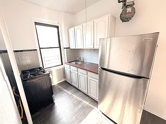 21-06 35th Street, #5G