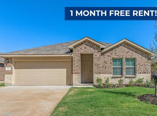 406 Hideaway Dr, Cleburne, TX 76033