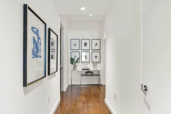 Rented by Jade Stone Real Estate Consulting | media 32