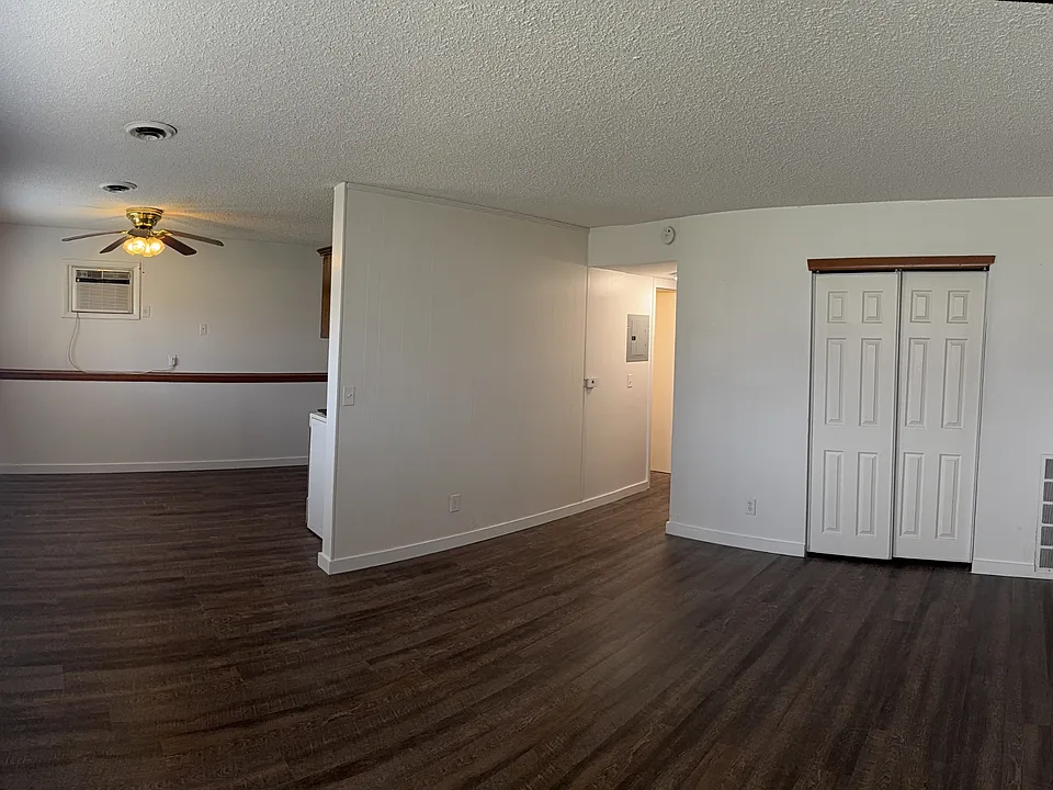 3538 Bridge Ave #1