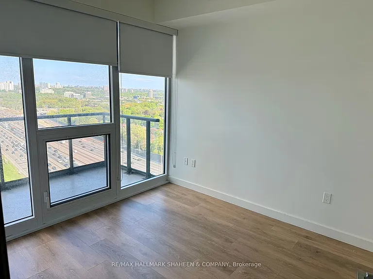 85 McMahon Dr #2201 — Photo 13