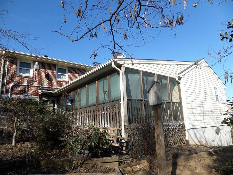 2nd image of 1734 Glendon Rd