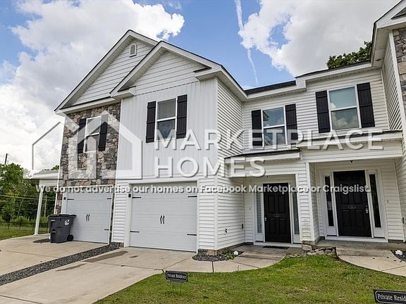 3rd image of 122 Downsbury Rd