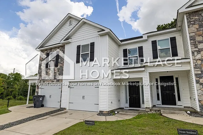 122 Downsbury Rd — Photo 3