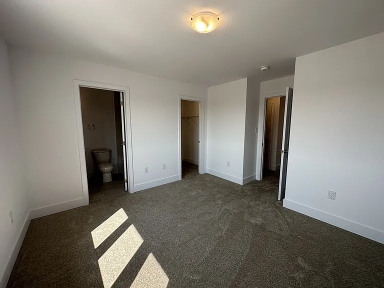 49 Gateway Dr — Photo 14