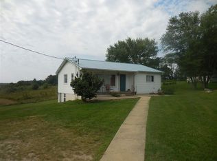 15360 Dover Hill Rd, Loogootee, IN 47553