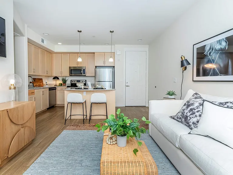 Las Aguas Apartments — Photo 33