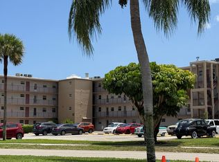 225 Bonnie Blvd APT 411, Palm Springs, FL 33461