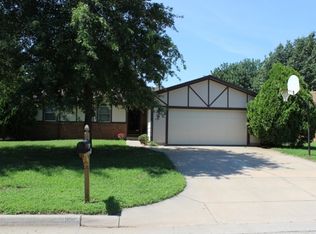 1613 N Stony Point, Wichita, KS 67212