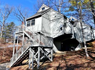 388 Spitz Ln #A, Basye, VA 22810
