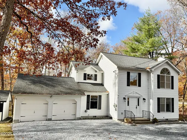 104 Dunchurch Dr, Bushkill, PA 18324