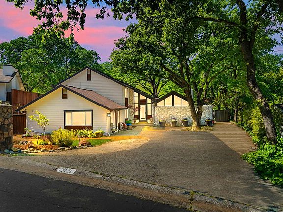 4th image of 215 Wykoff Drive