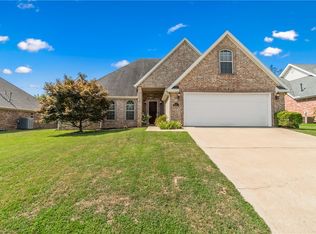 6287 W Persimmon St, Fayetteville, AR 72704