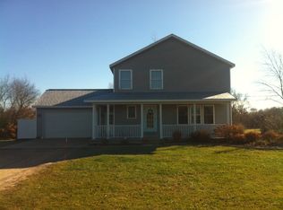 10720 S Walnut Ave, Grant, MI 49327