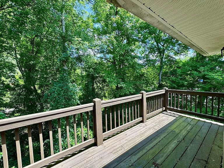 100 Umstead Dr #A — Photo 9