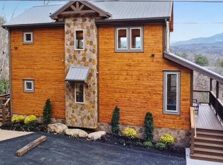 1835 Red Bone Way, Sevierville, TN 37876