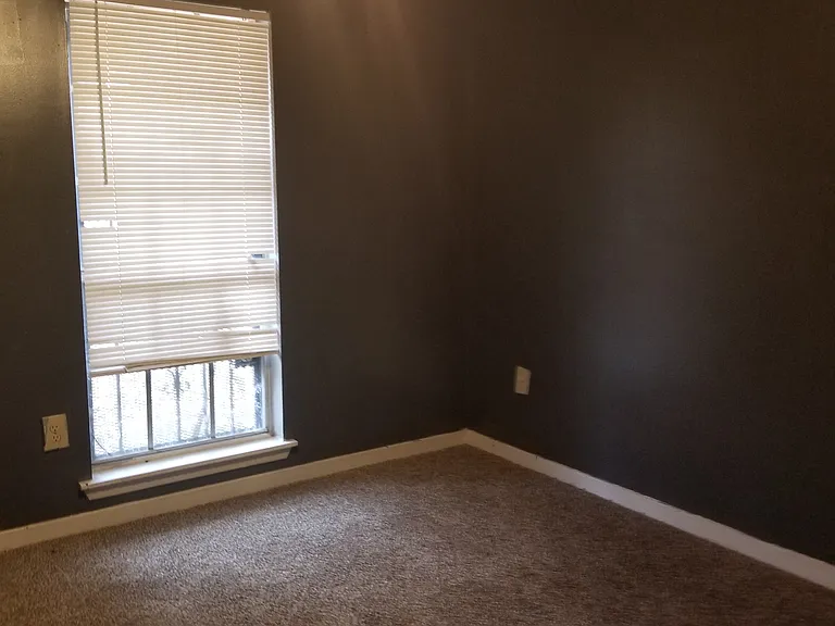 127 Elden Way — Photo 7