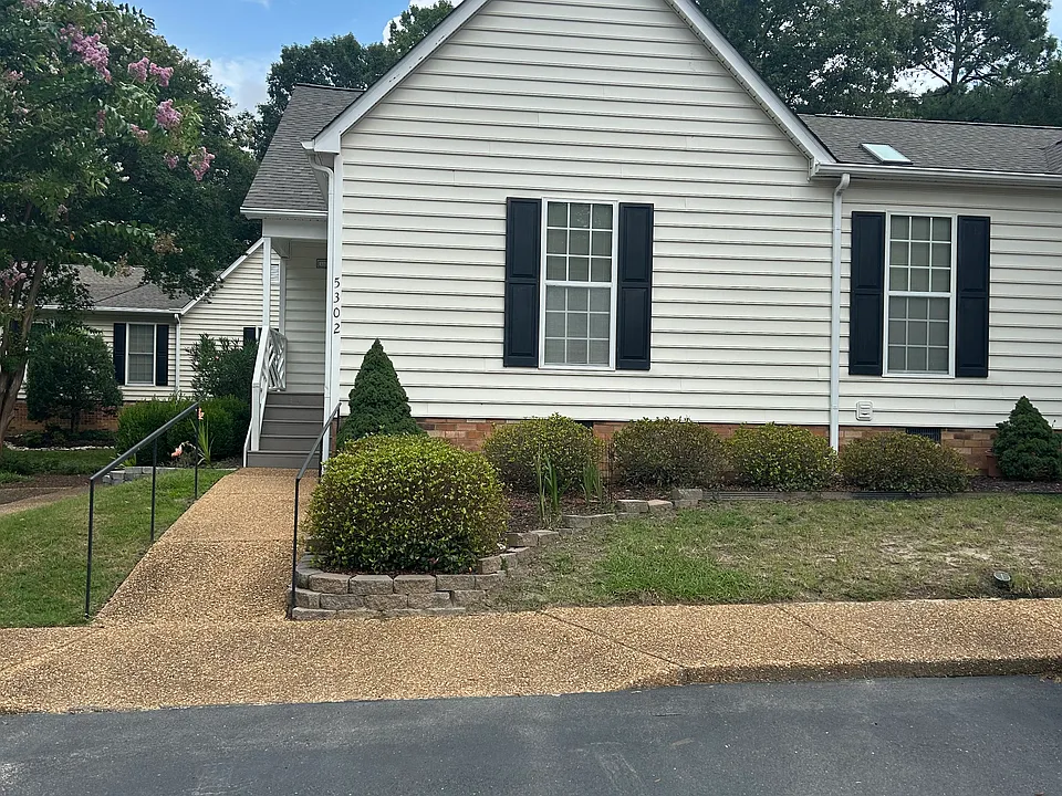 5302 Highgate Grn