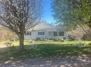 3133 Mount Union Rd, Byrdstown, TN 38549