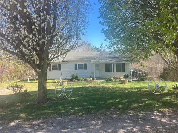 3133 Mount Union Rd, Byrdstown, TN 38549