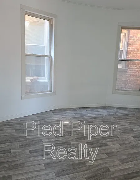 5621 S Elizabeth St #2 — Photo 8
