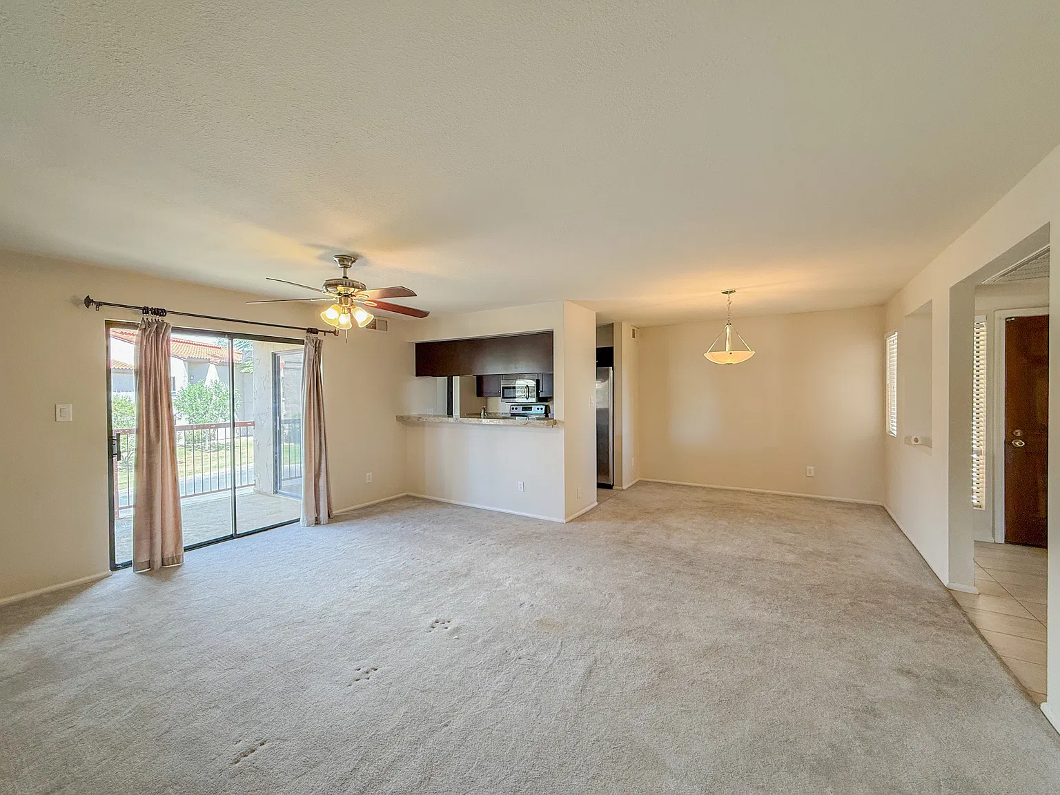 9345 N 92nd St Unit 220, Scottsdale Az — Photo 3