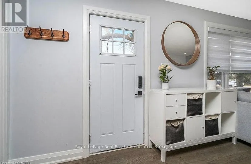 2 bed, $3,000 — Photo 3