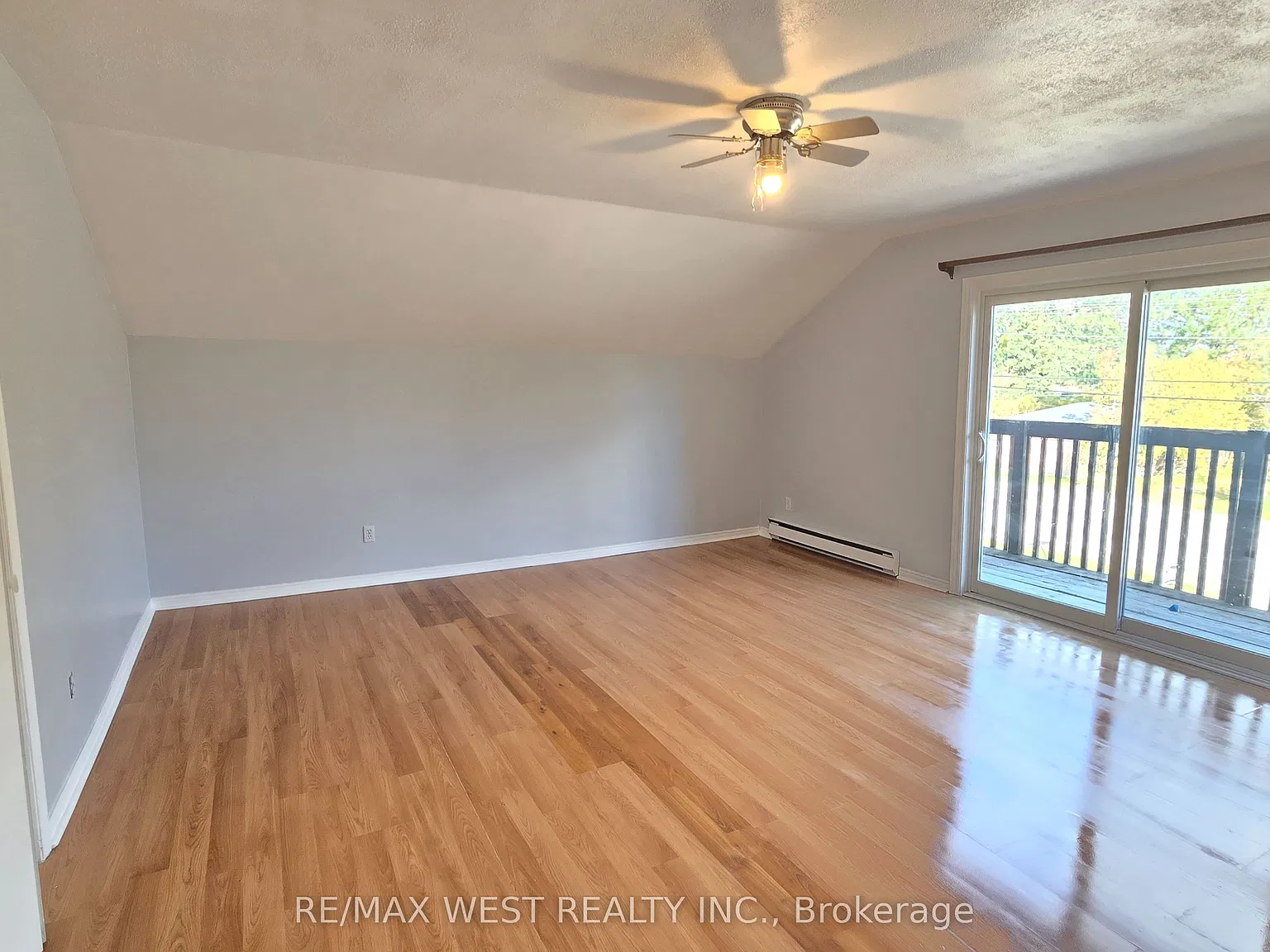 2 bed, $2,000 — Photo 2