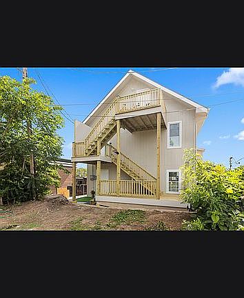 5th image of 3912 Broadway St