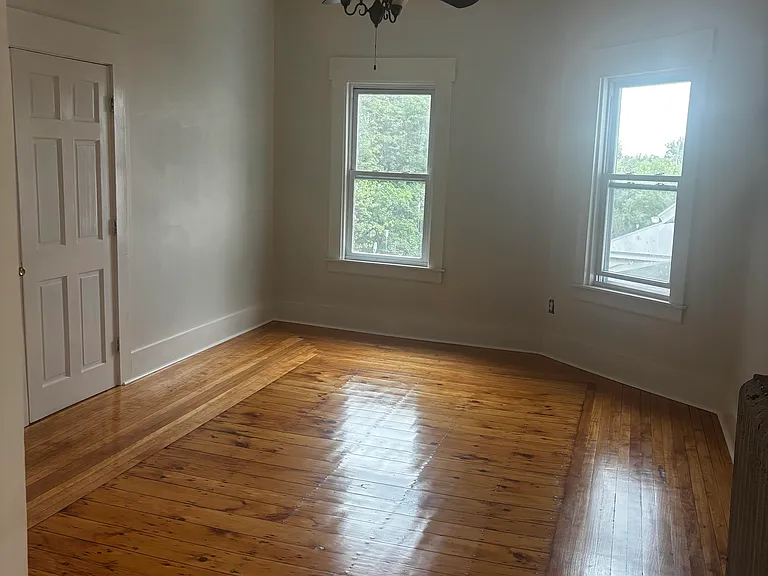 46 Channing St #2 — Photo 2