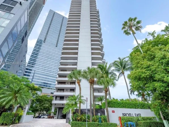 151 SE 15th Rd APT 502, Miami, FL 33129