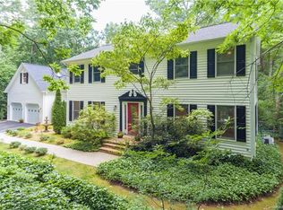 4 Tree Top Dr, Arden, NC 28704