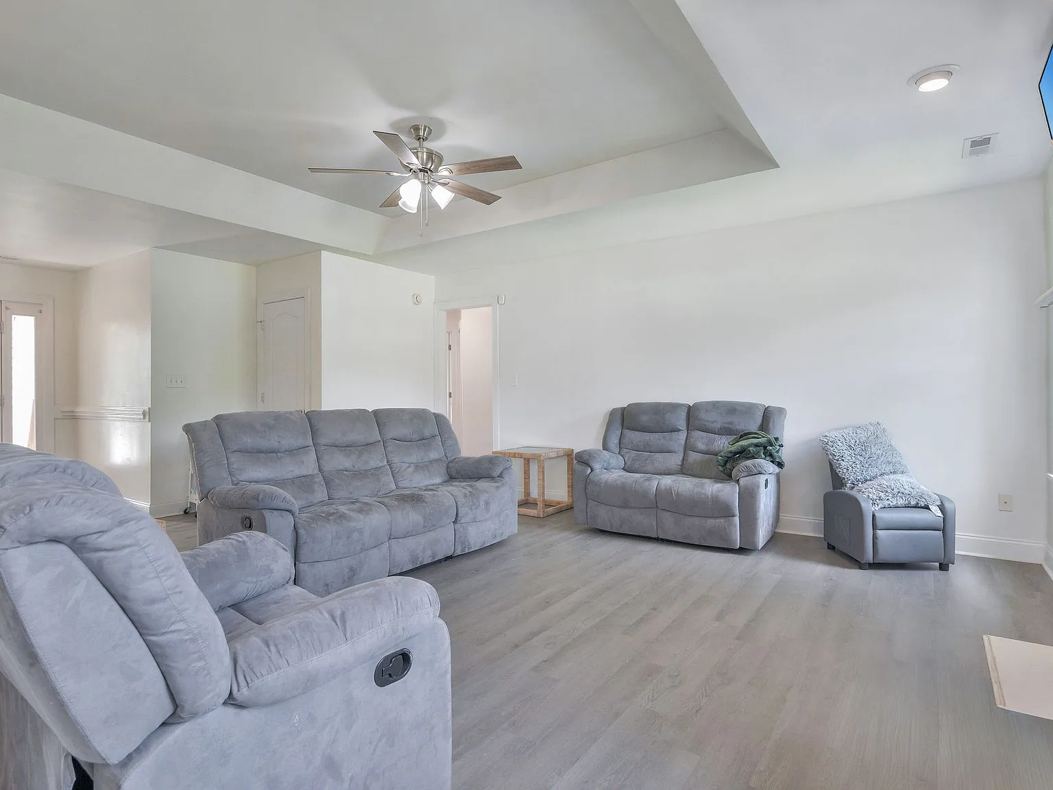 202 Weeping Hollow — Photo 4