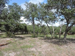 1405 8th St, Rockport, TX 78382