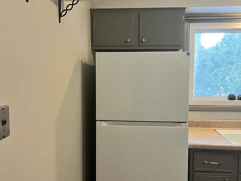 2440 Shaker Ct — Photo 12