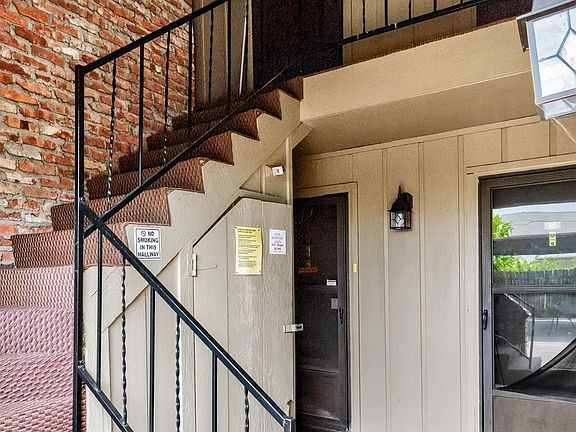 2nd image of 2819 SW Prairie Rd APT 50
