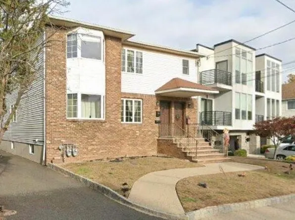 609 Freeman St APT 2, Lyndhurst, NJ 07071