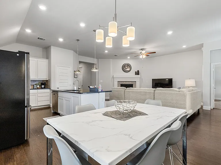 4139 Starlight Creek Ln — Photo 9