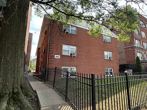 5th image of 435 William St #A3