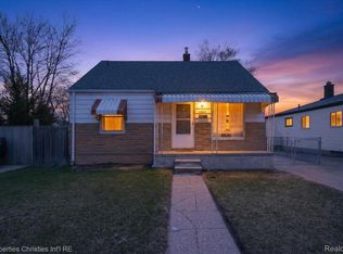 23044 Harding Ave, Hazel Park, MI 48030