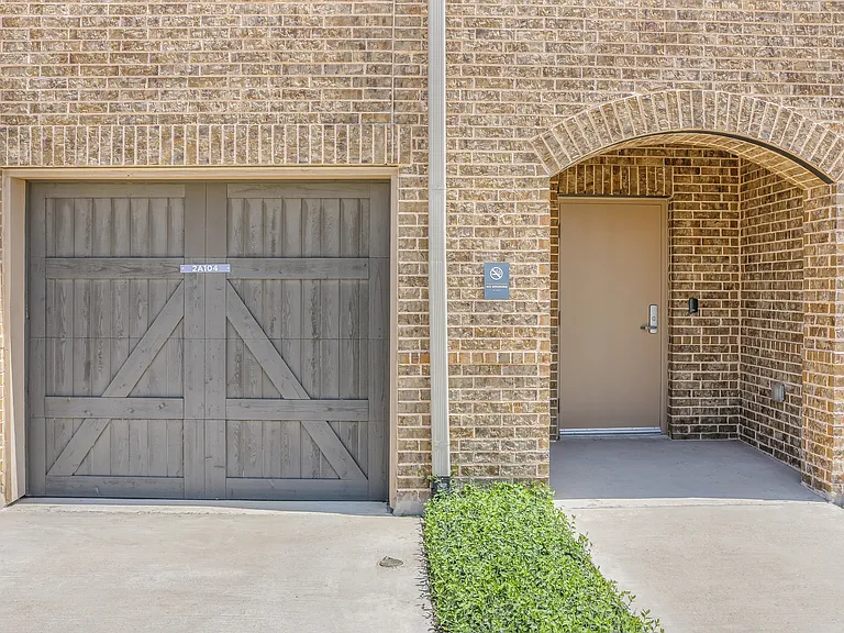 1735 Wittington Pl #2402 — Photo 35