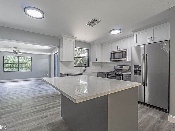 4th image of 8512 Lantana Dr