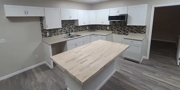 39 E Long Ave #6