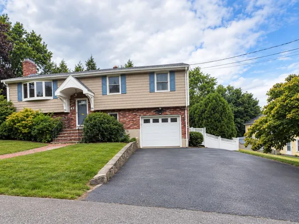1 Lisa Dr, Woburn, MA 01801