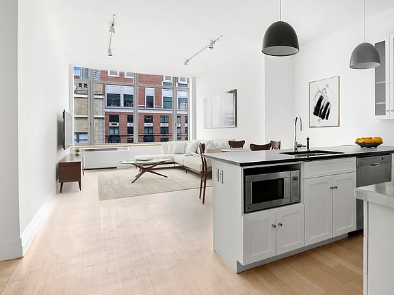 4th image of 110 Livingston St APT 16M