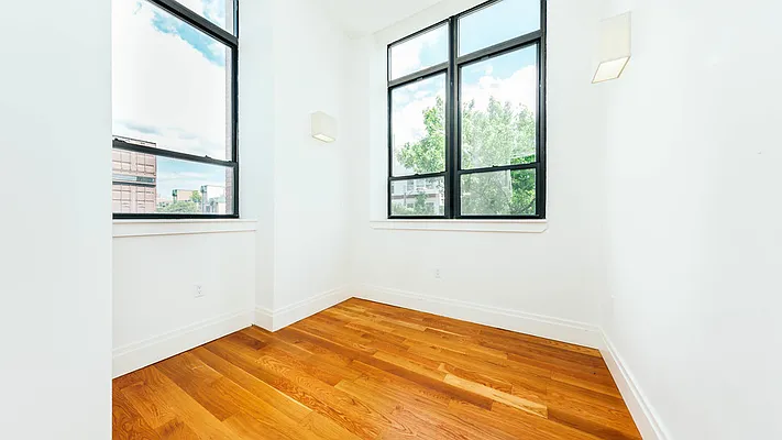 Rented by Nooklyn NYC LLC | media 20