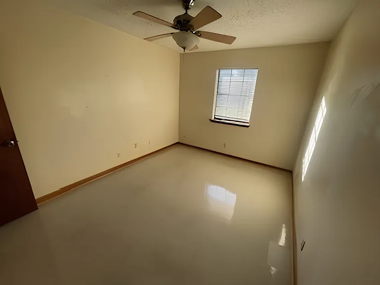 610 Old Covington Hwy #A — Photo 14