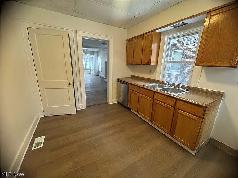 3242 Sycamore Rd #LEFT SIDE — Photo 8