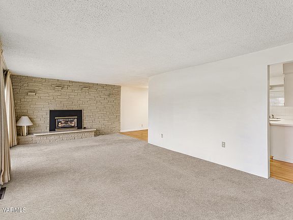 5th image of 302 W Selah Ave