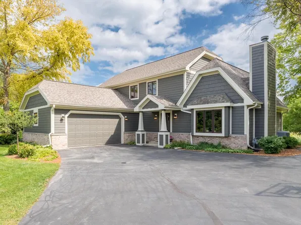 N4W31587 Twin Oaks DRIVE, Delafield, WI 53018